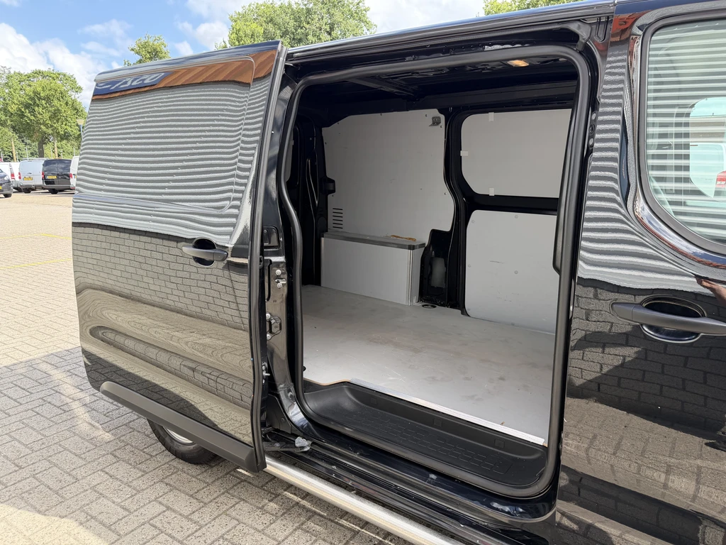 Opel Vivaro – foto 17