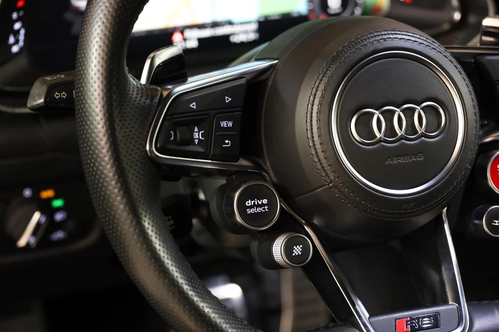 Audi R8 – foto 30
