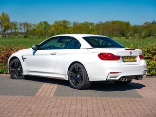 BMW M4 – thumbnail 10