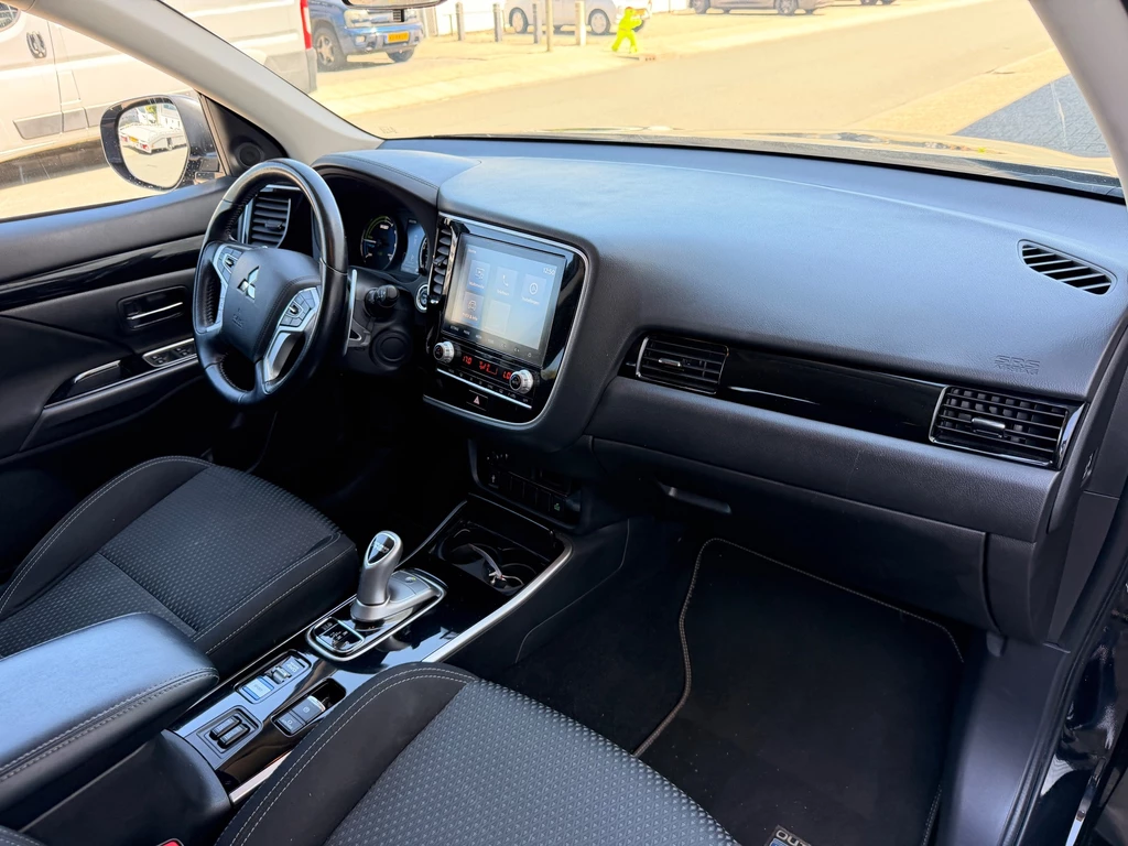 Mitsubishi Outlander – foto 13