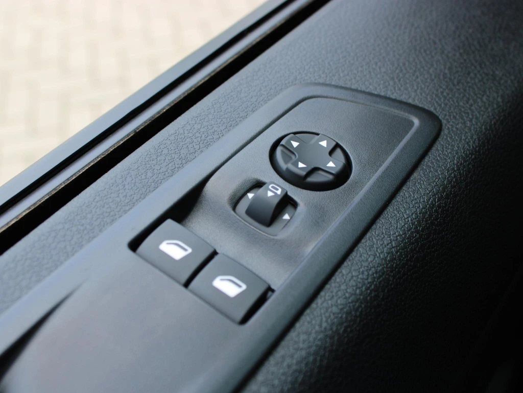 Opel Vivaro-e – foto 19