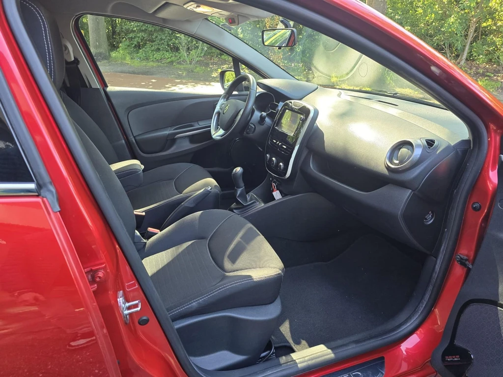 Renault Clio – foto 18