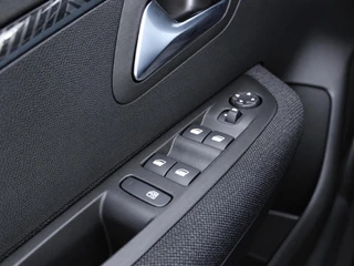 Peugeot 208 – thumbnail 21