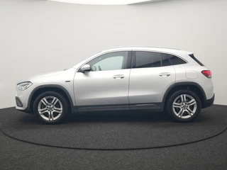 Mercedes-Benz GLA – thumbnail 3