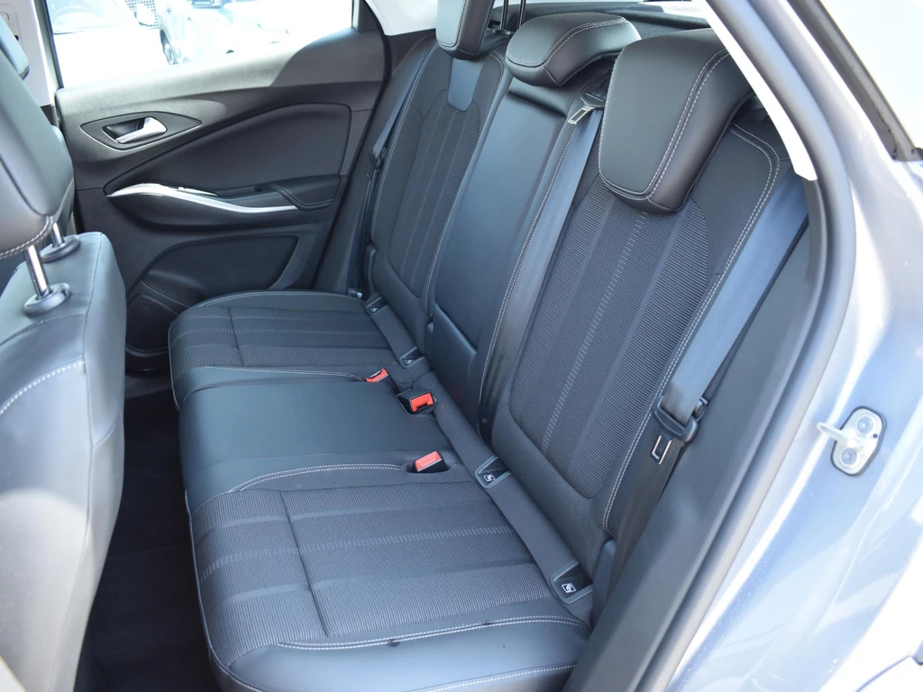 Opel Grandland – foto 12