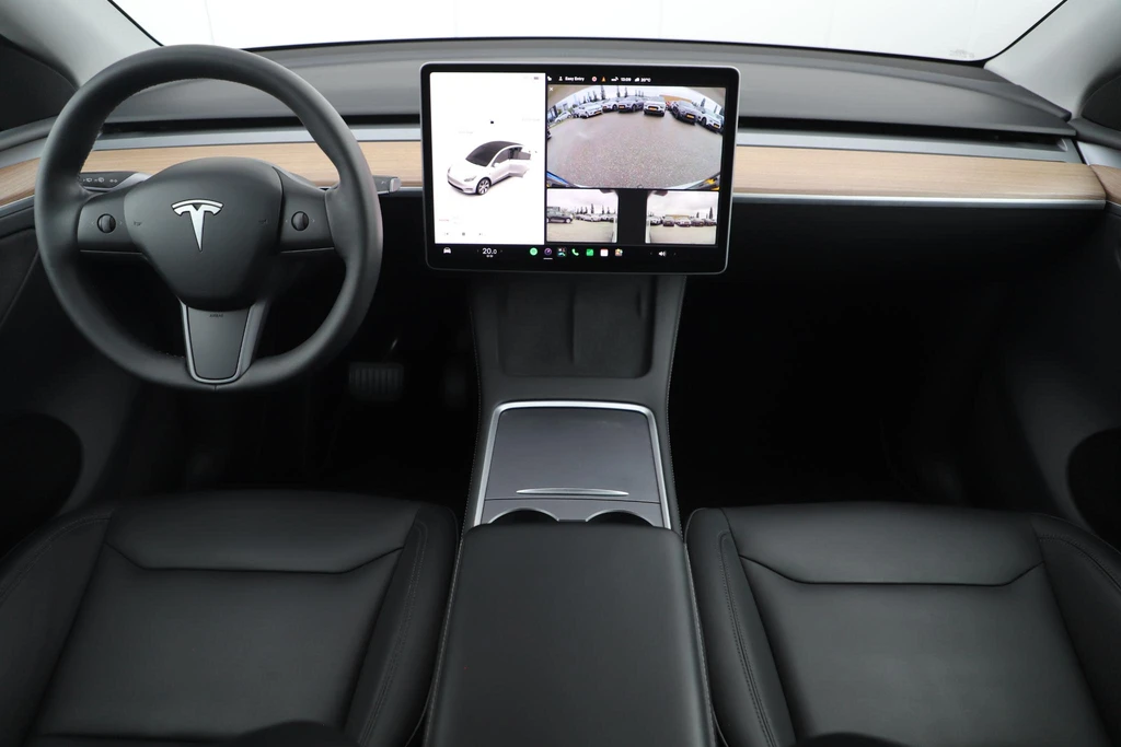 Tesla Model Y – foto 13