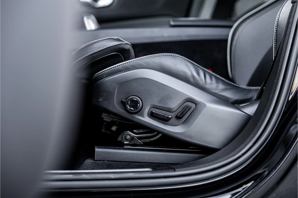 Volvo XC60 – foto 28