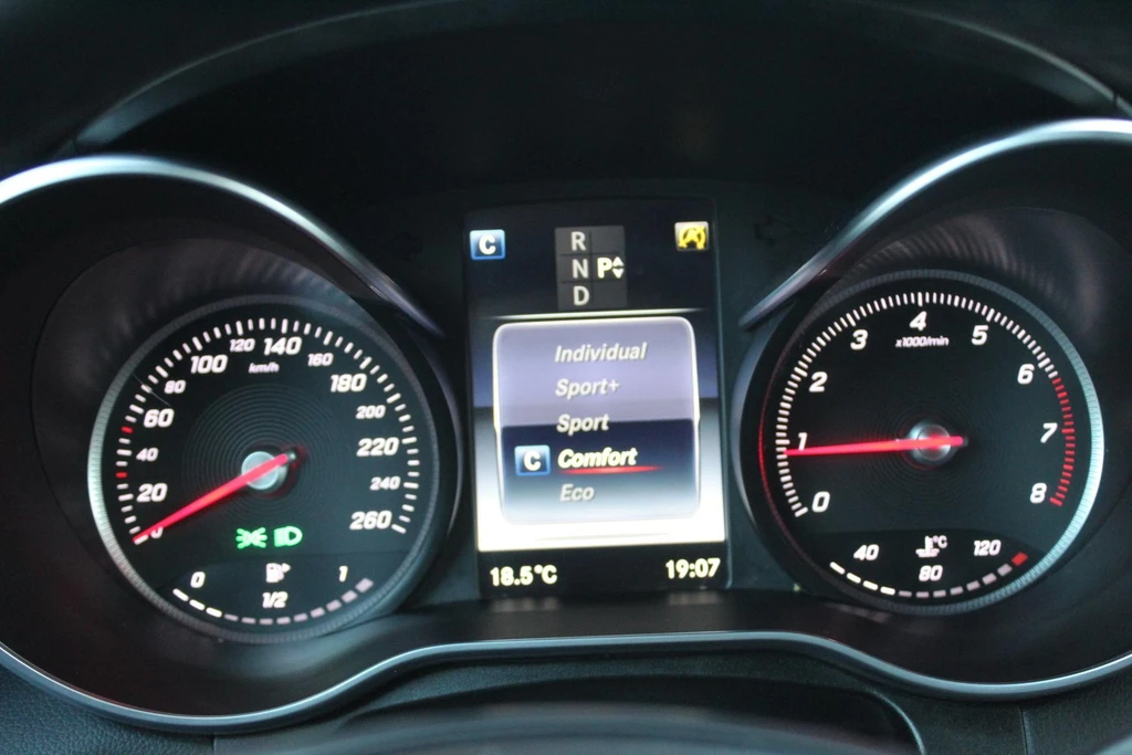 Mercedes-Benz GLC – foto 35