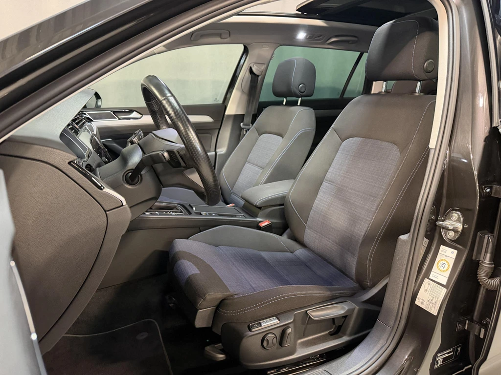 Volkswagen Passat – foto 11