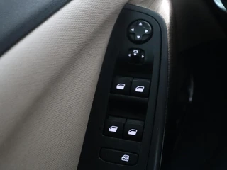Citroën Grand C4 Picasso – thumbnail 38