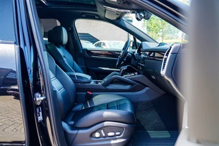 Porsche Cayenne – thumbnail 22