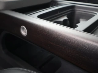 Land Rover Defender – thumbnail 82
