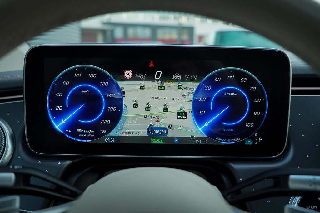 Mercedes-Benz EQS – foto 12
