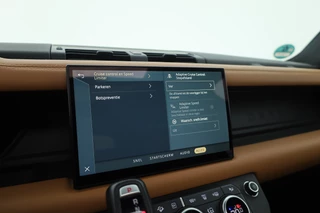 Land Rover Defender – thumbnail 35