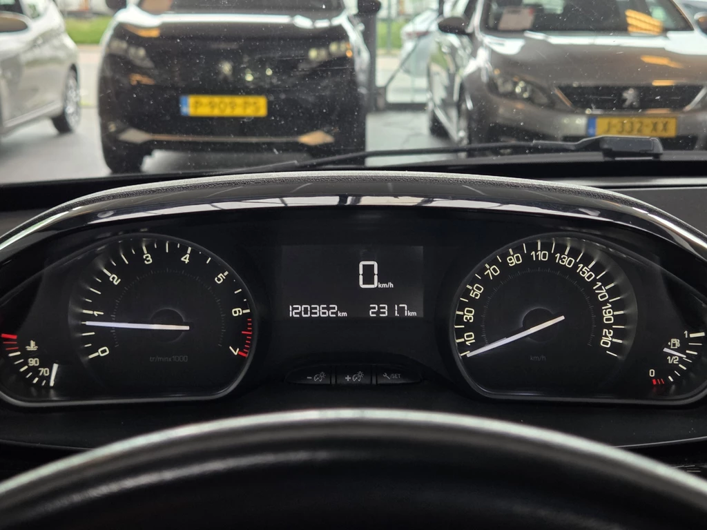 Peugeot 208 – foto 25