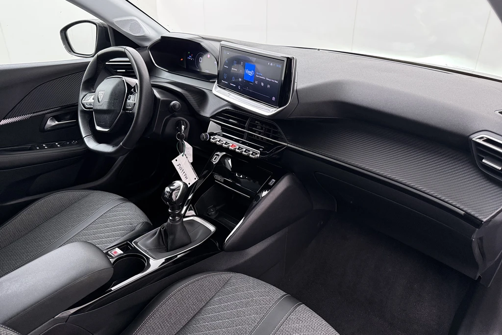 Peugeot 208 – foto 15