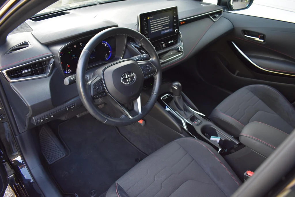 Toyota Corolla Touring Sports – foto 9