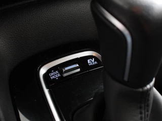 Toyota Corolla Touring Sports – thumbnail 31