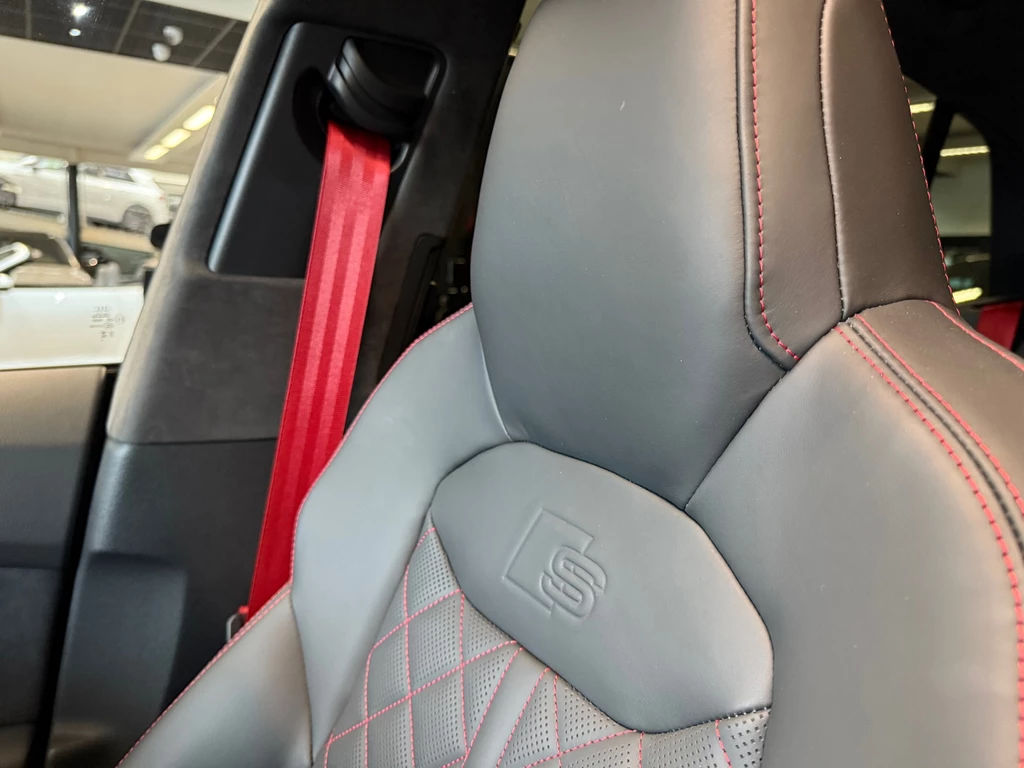 Audi Q8 – foto 44