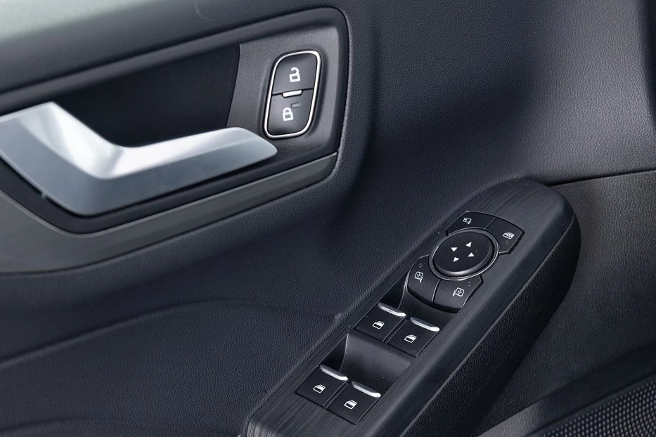 Ford Kuga – foto 19