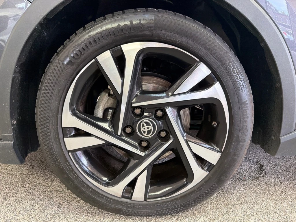 Toyota C-HR – foto 11