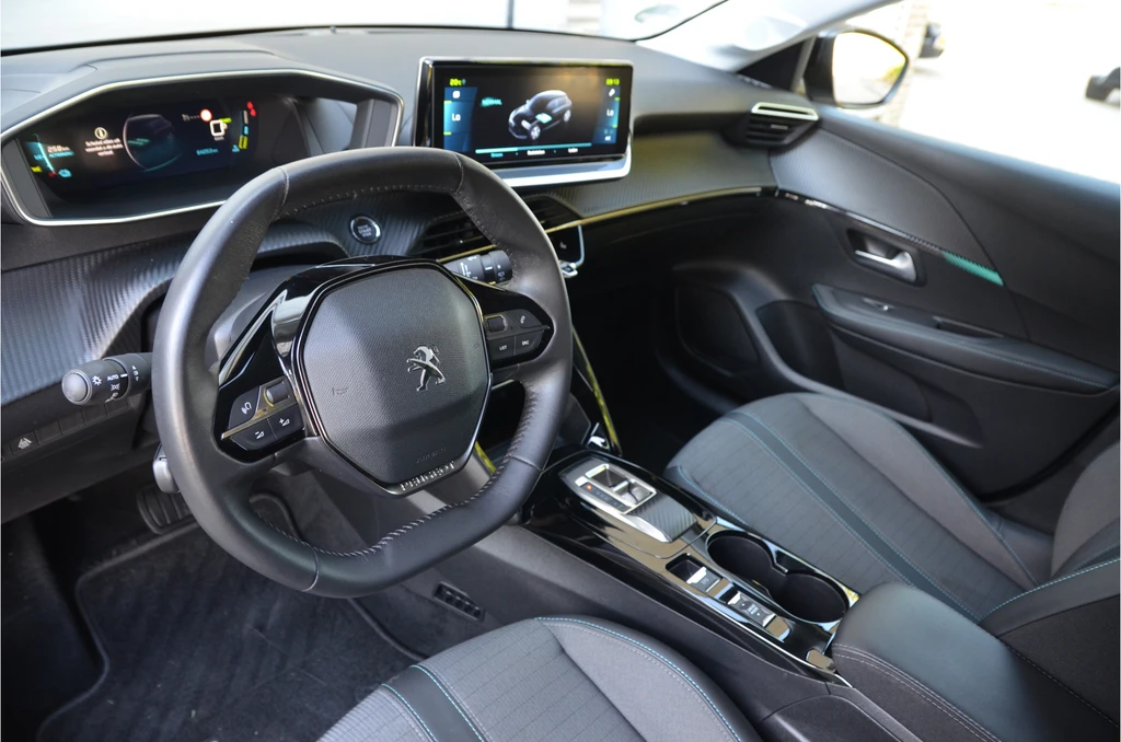 Peugeot e-208 – foto 9