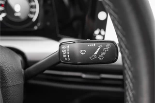 Volkswagen Golf – thumbnail 37