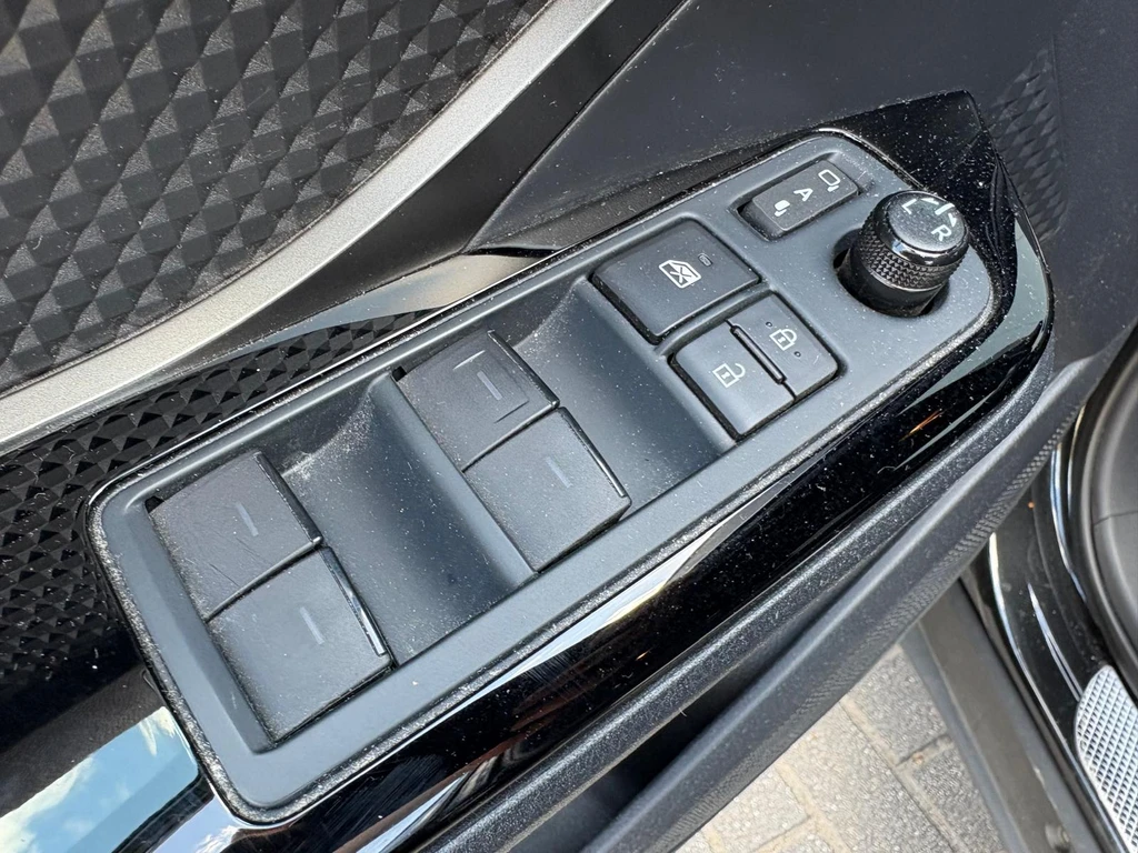 Toyota C-HR – foto 24