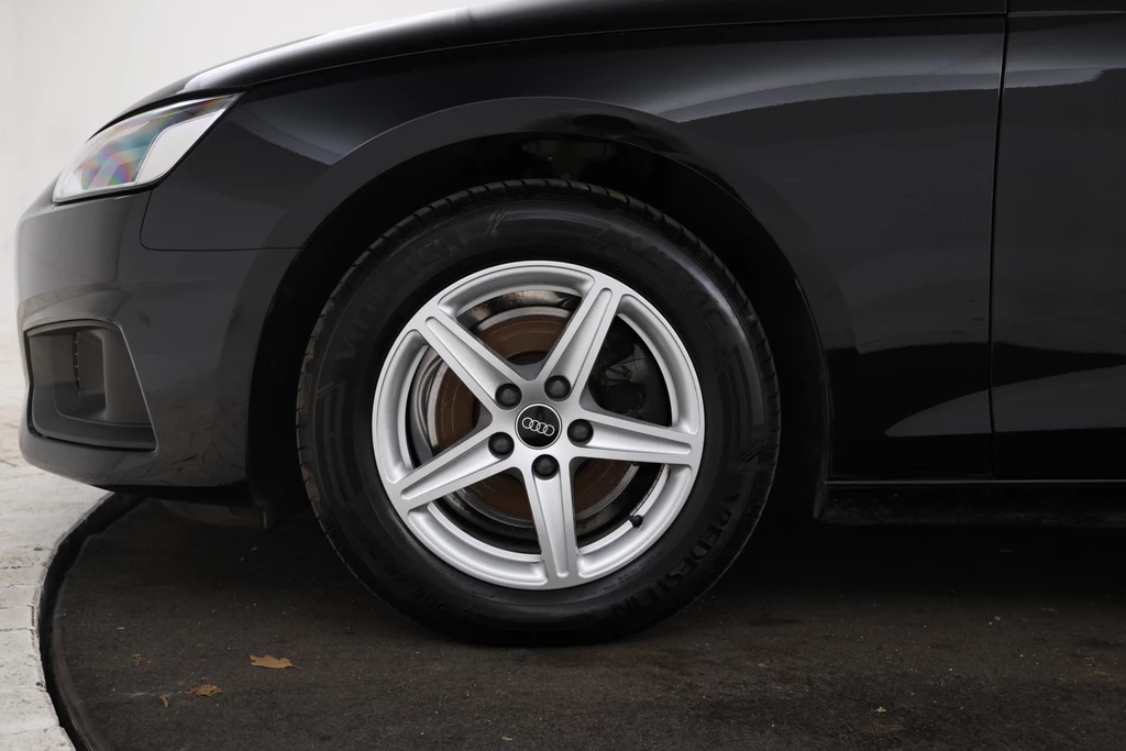 Audi A4 – foto 12