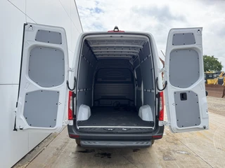 Mercedes-Benz eSprinter – thumbnail 11