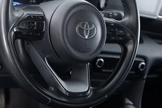Toyota Yaris – thumbnail 13