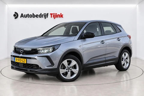 Opel Grandland 1.6 Turbo Plug-In Hybrid Business Edition | LED | Trekhaak | 360 camera | Park Assist | Blind spot | Lane Assist | ACC | Stuurverwarming |