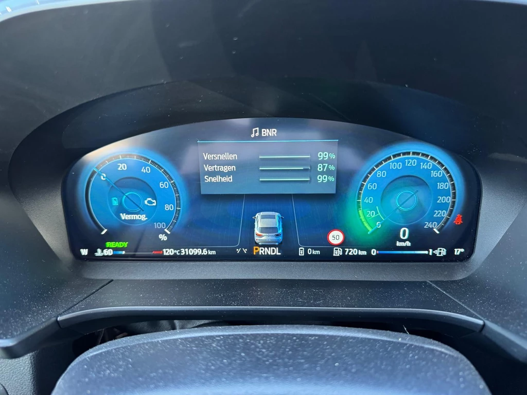 Ford Kuga – foto 12