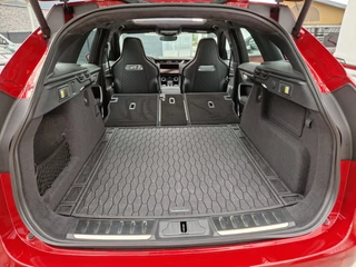 Jaguar F-PACE – thumbnail 17