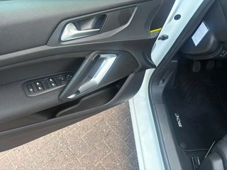 Peugeot 308 – thumbnail 11