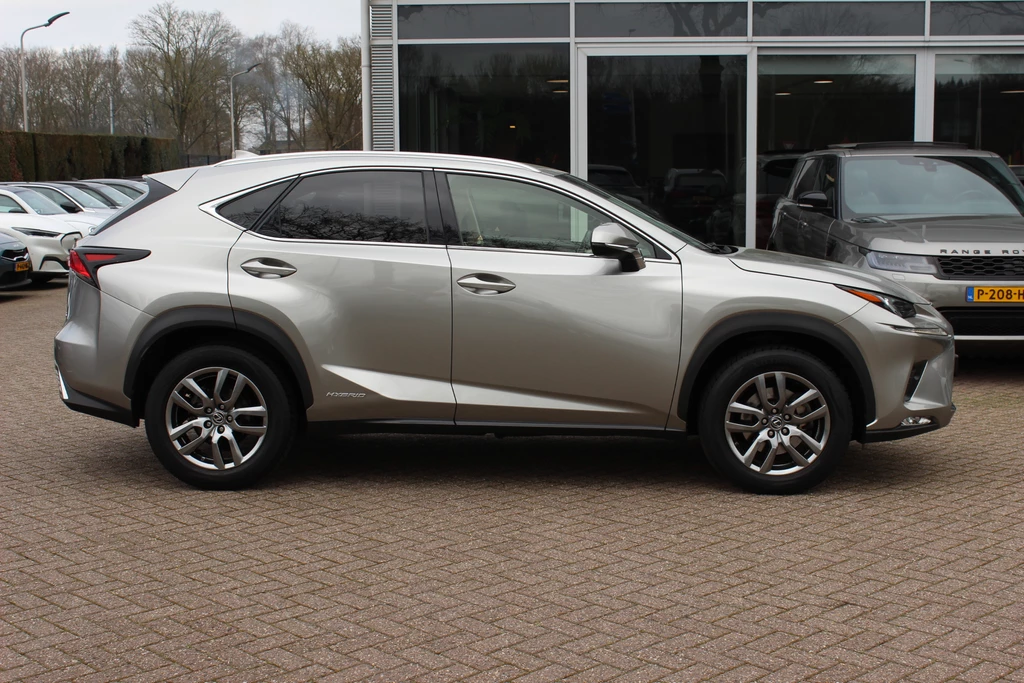 Lexus NX – foto 5