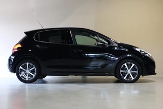 Peugeot 208 – thumbnail 8