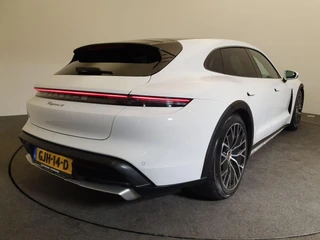 Porsche Taycan – thumbnail 4