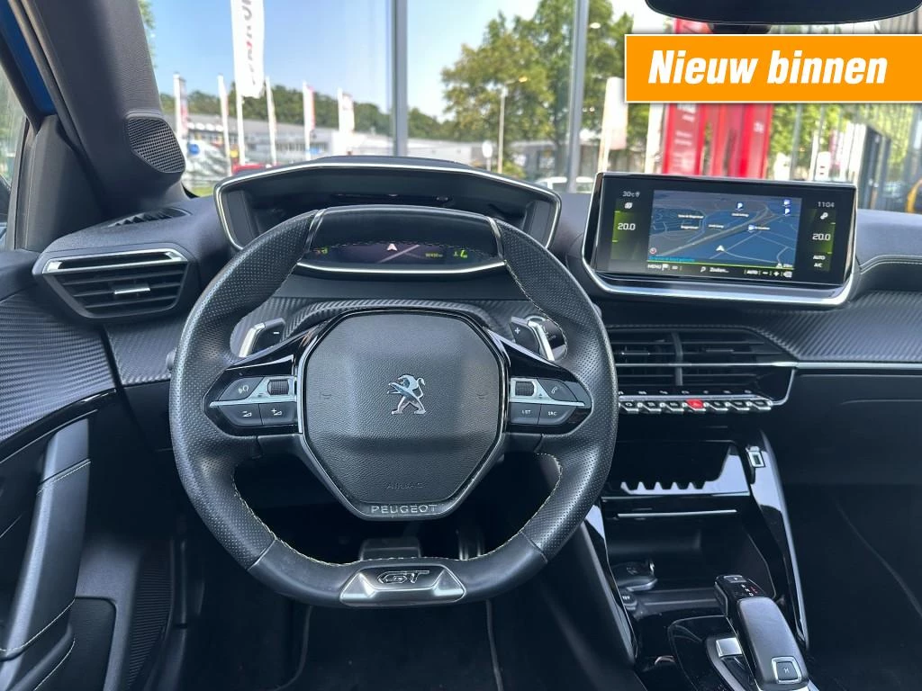 Peugeot 208 – foto 10