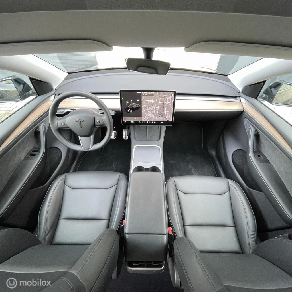 Tesla Model Y – foto 12