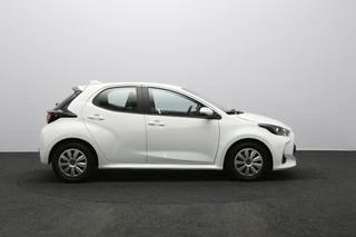 Toyota Yaris – thumbnail 6