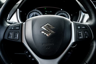 Suzuki Vitara – thumbnail 18