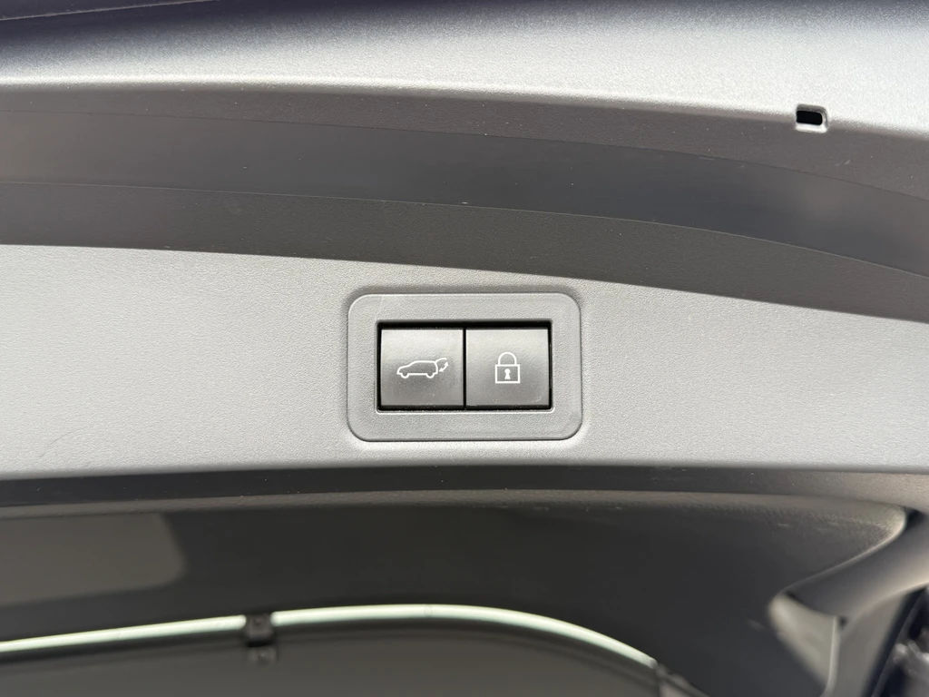 Toyota Corolla Touring Sports – foto 31