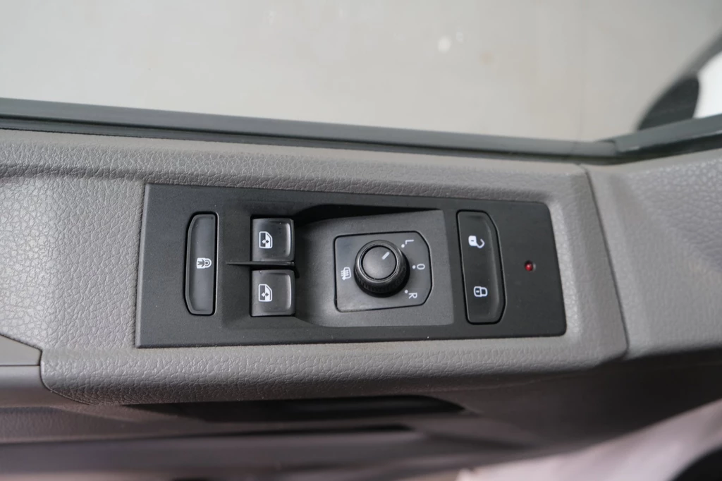 Volkswagen Transporter – foto 11