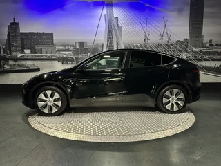 Tesla Model Y – thumbnail 4
