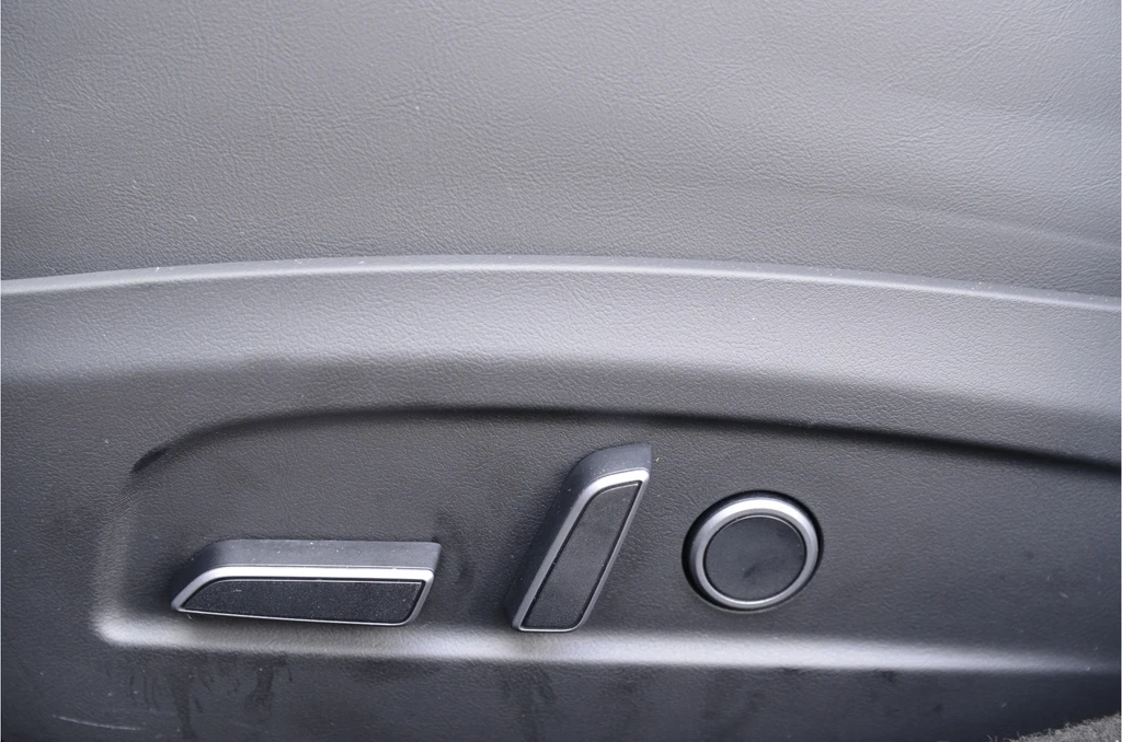 Tesla Model 3 – foto 8