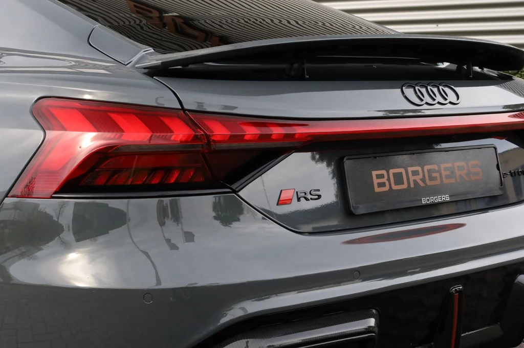 Audi e-tron GT – foto 15