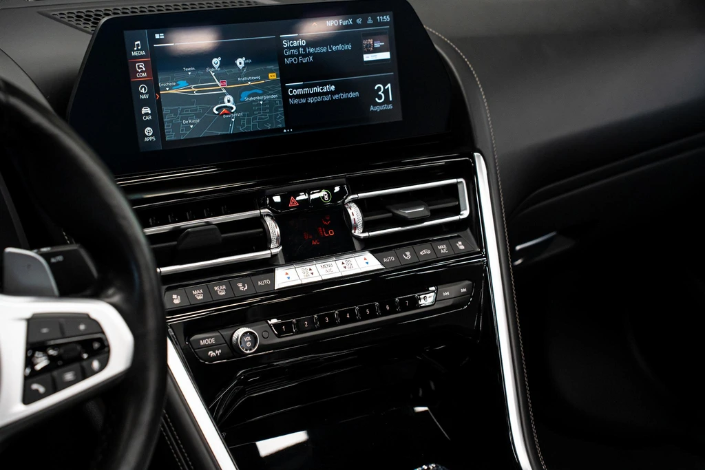 BMW 8 Serie – foto 31