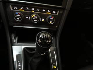 Volkswagen Golf – thumbnail 24