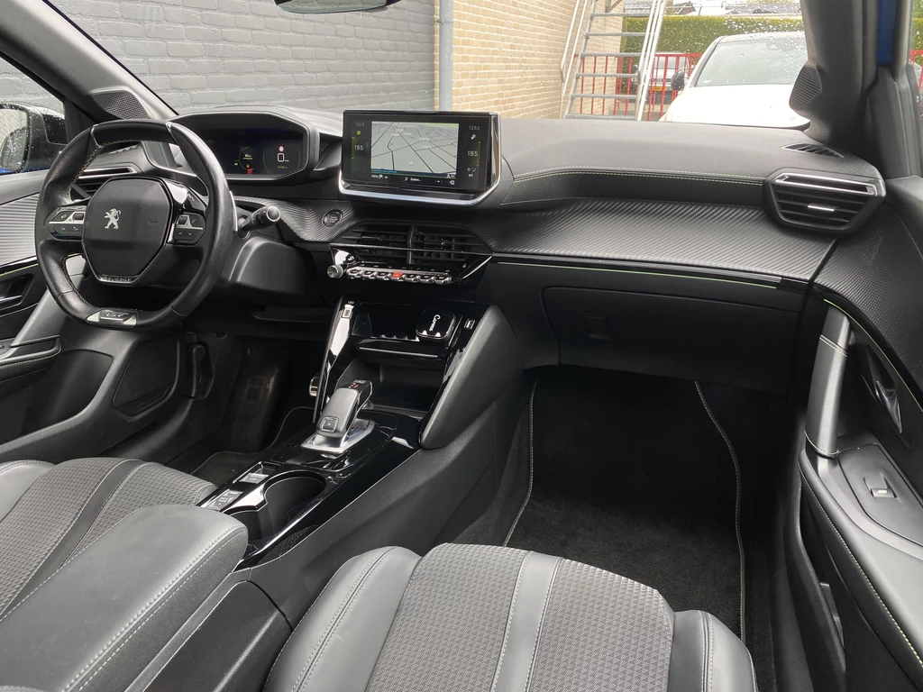 Peugeot 208 – foto 15